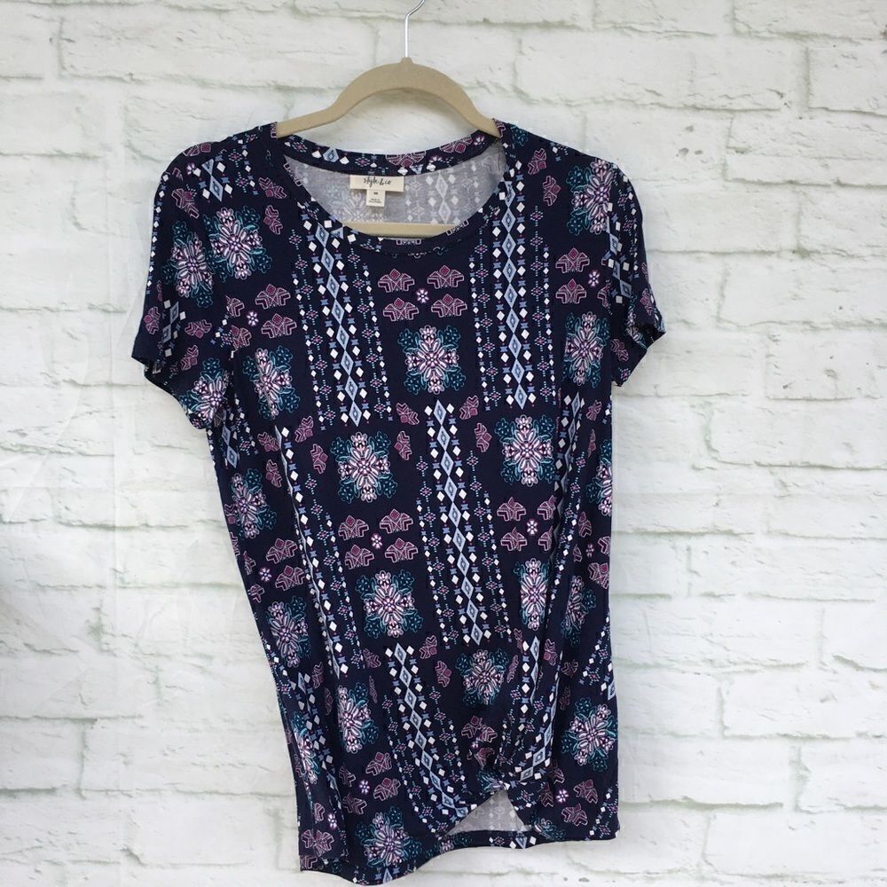 Style&Co Southwest Short Sleeve Twist Hem Tee XS
